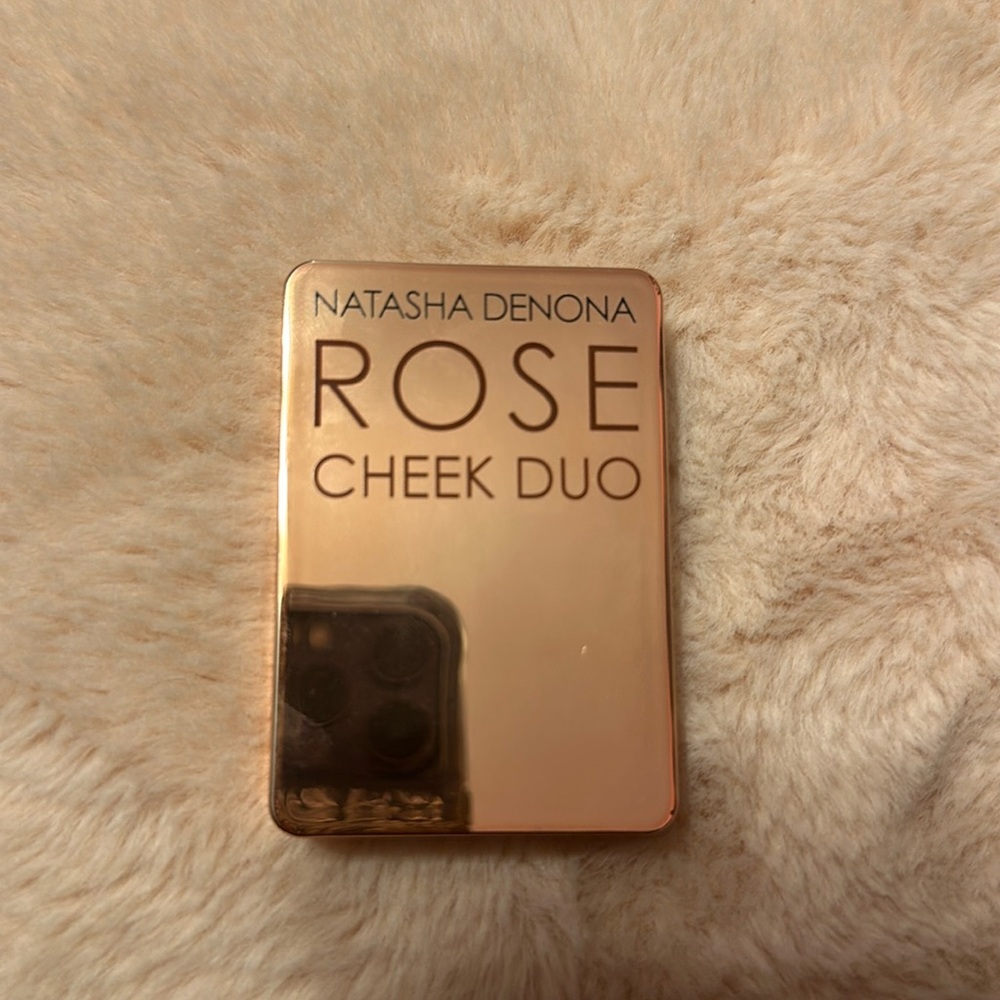 Brand new Natasha Denona Rose cheek duo